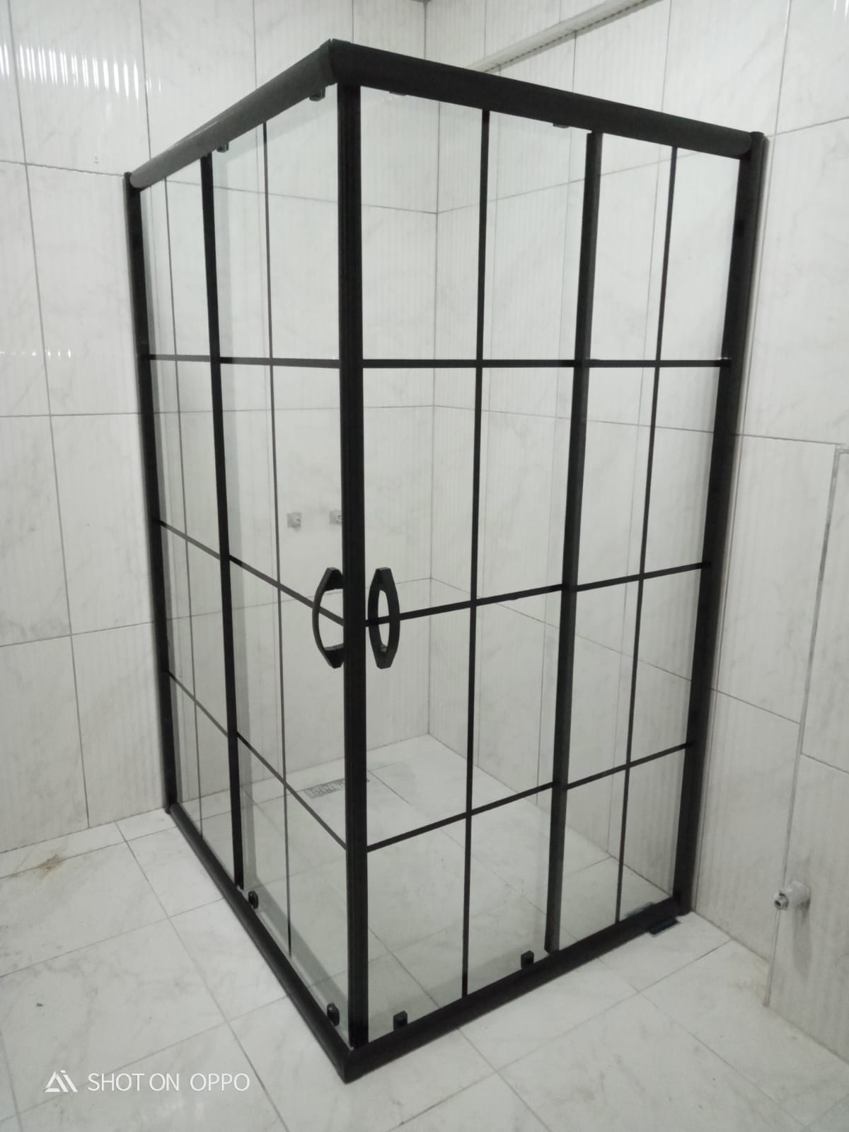 Körüklü Kapılı Duşakabin